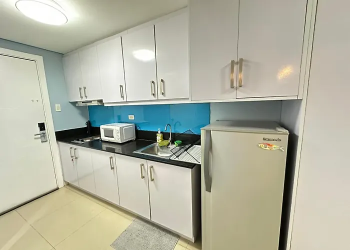 Aparthotel Comfy At Shell By Kat & Gie Manila